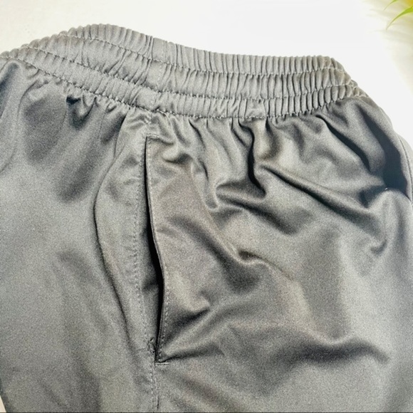 Adidas Youth Black Drawstring B-ball Shorts - Picture 9 of 10